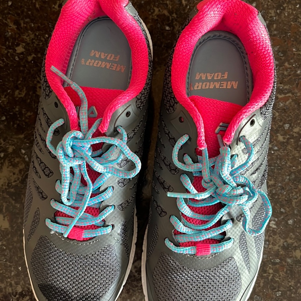 Like new, Fila Memory Foam, Speed stride running shoes.